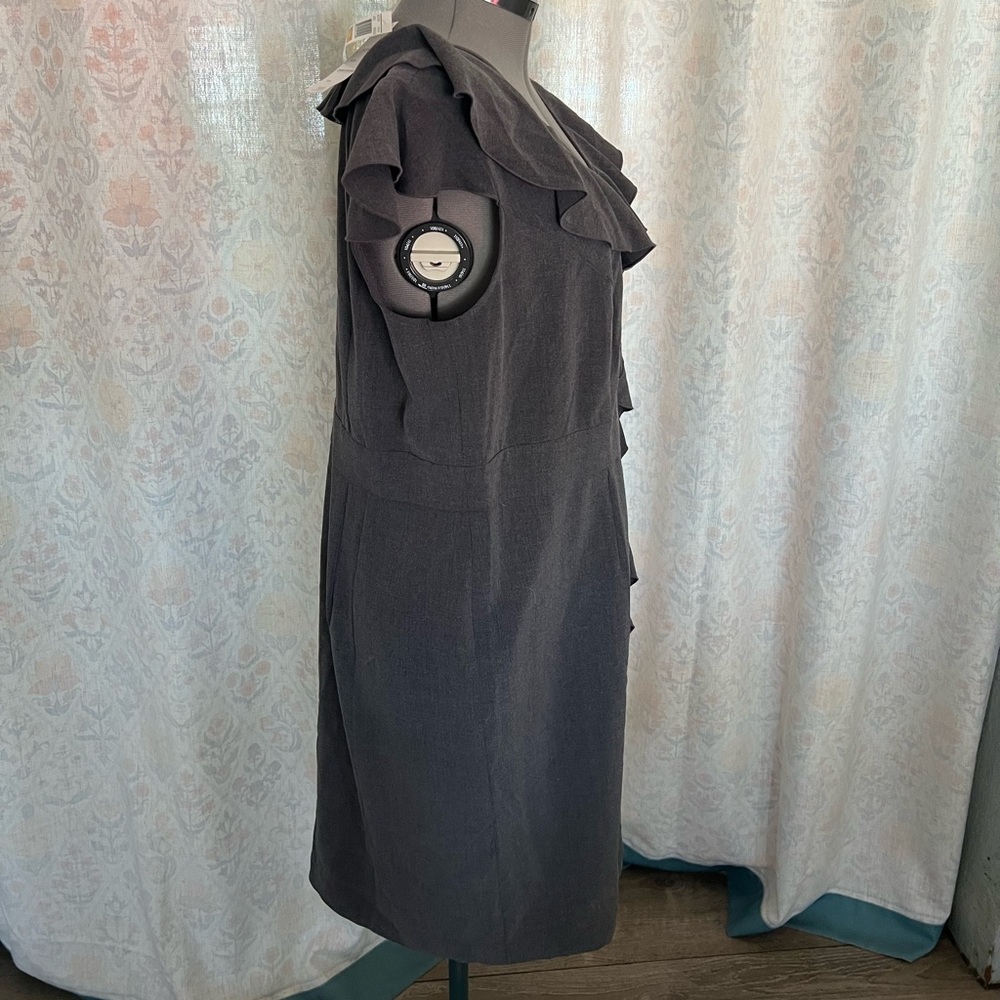 Plus size Spense Ruffle-Front Dress - Picture 3 of 8